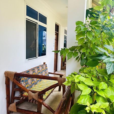 Lighthouse Guesthouse 눙귀 외부 사진