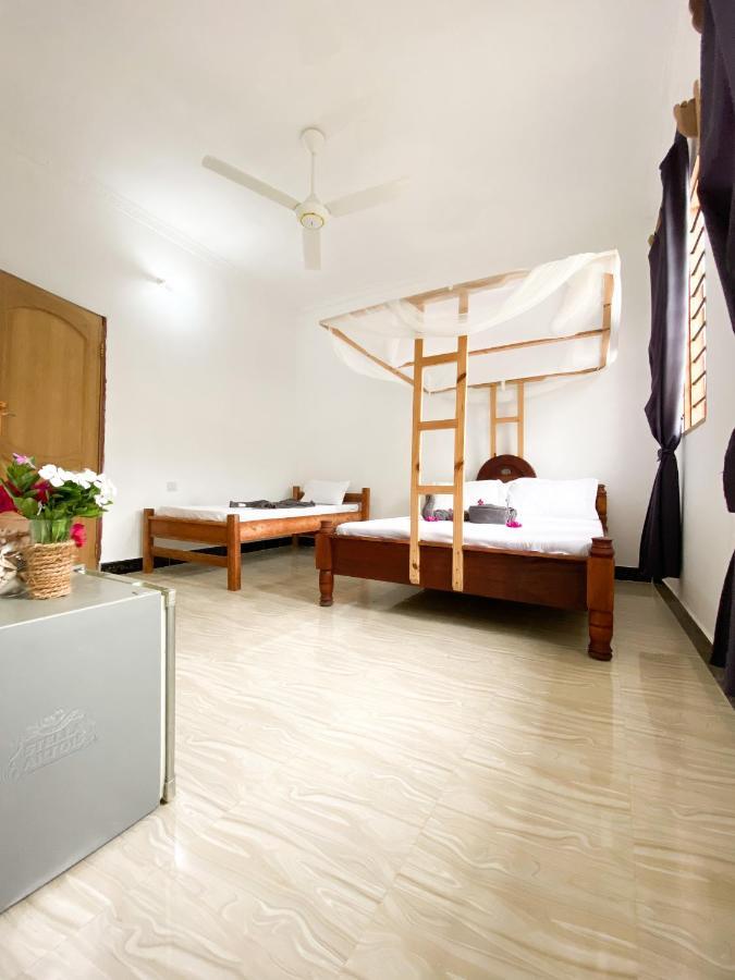 Lighthouse Guesthouse 눙귀 외부 사진