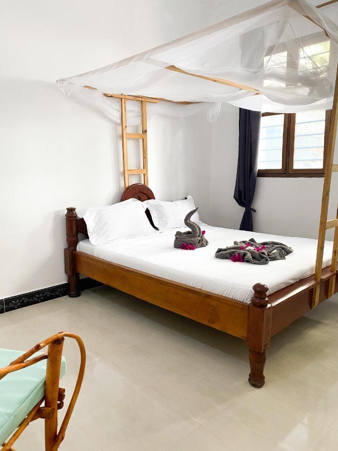 Lighthouse Guesthouse 눙귀 외부 사진